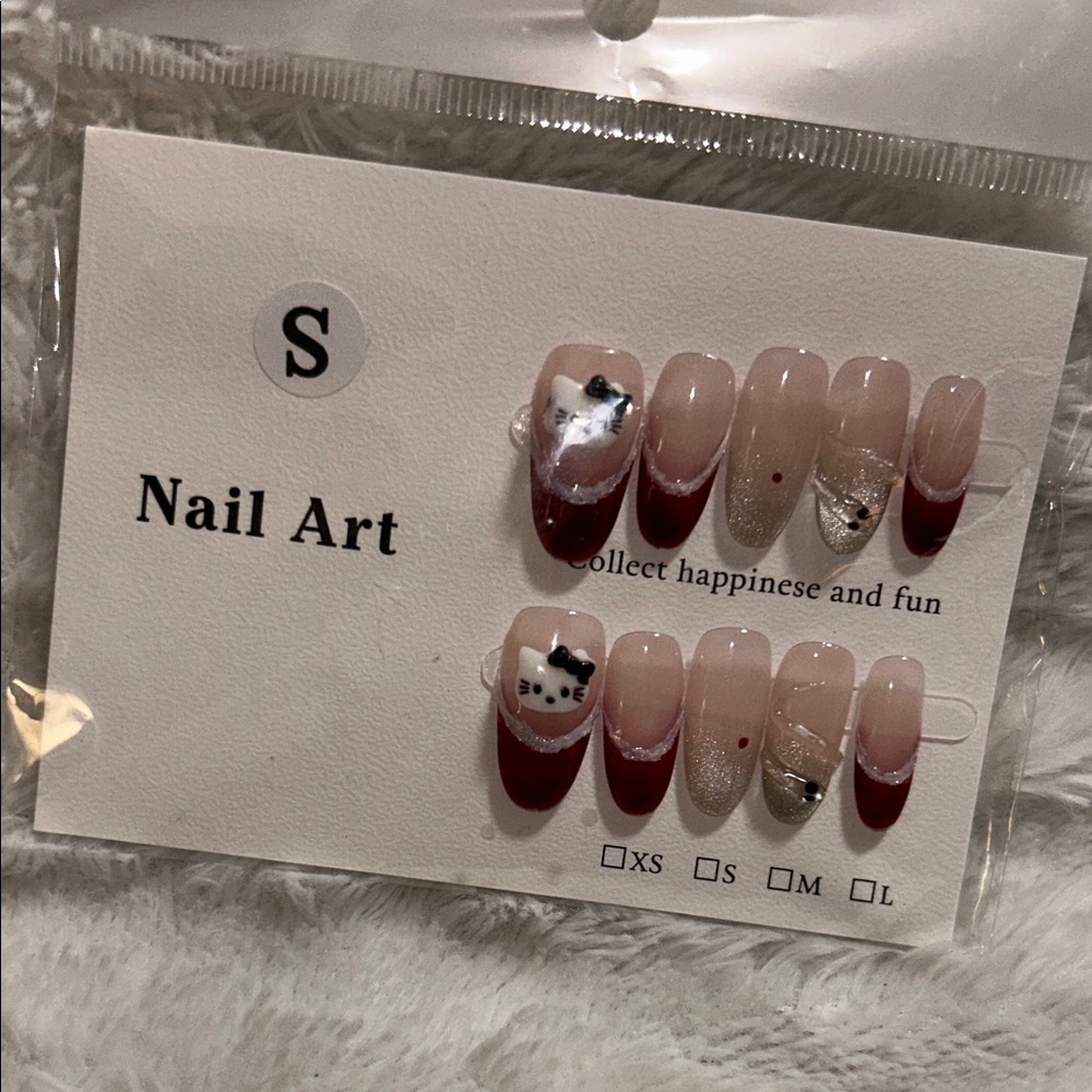 Hello kitty charm Red and White Nail Art Set